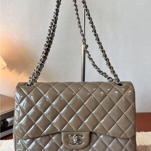 Chanel Jumbo, Grey, Size-30*19.5*10 good condition